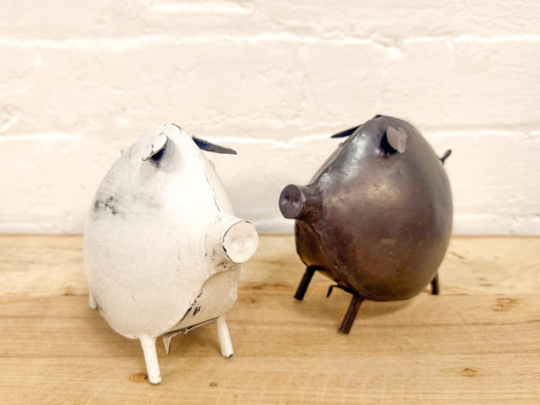 Set 2 Iron Piggy Banks