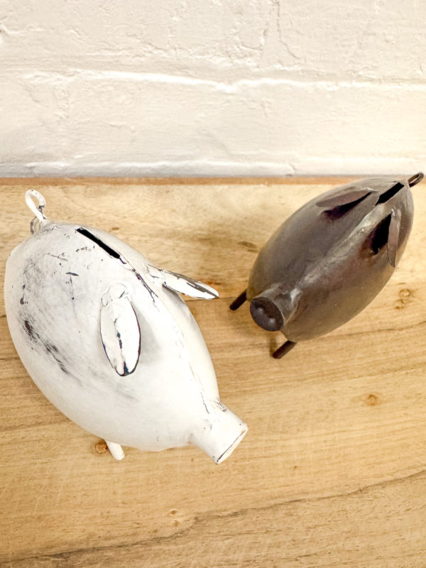 Set 2 Iron Piggy Banks - Image 3