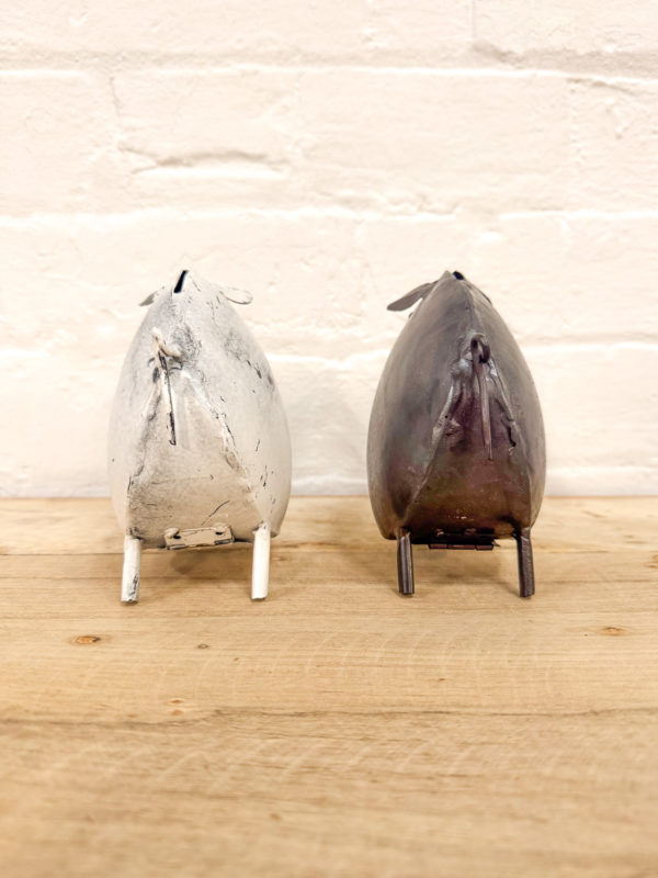 Set 2 Iron Piggy Banks - Image 4